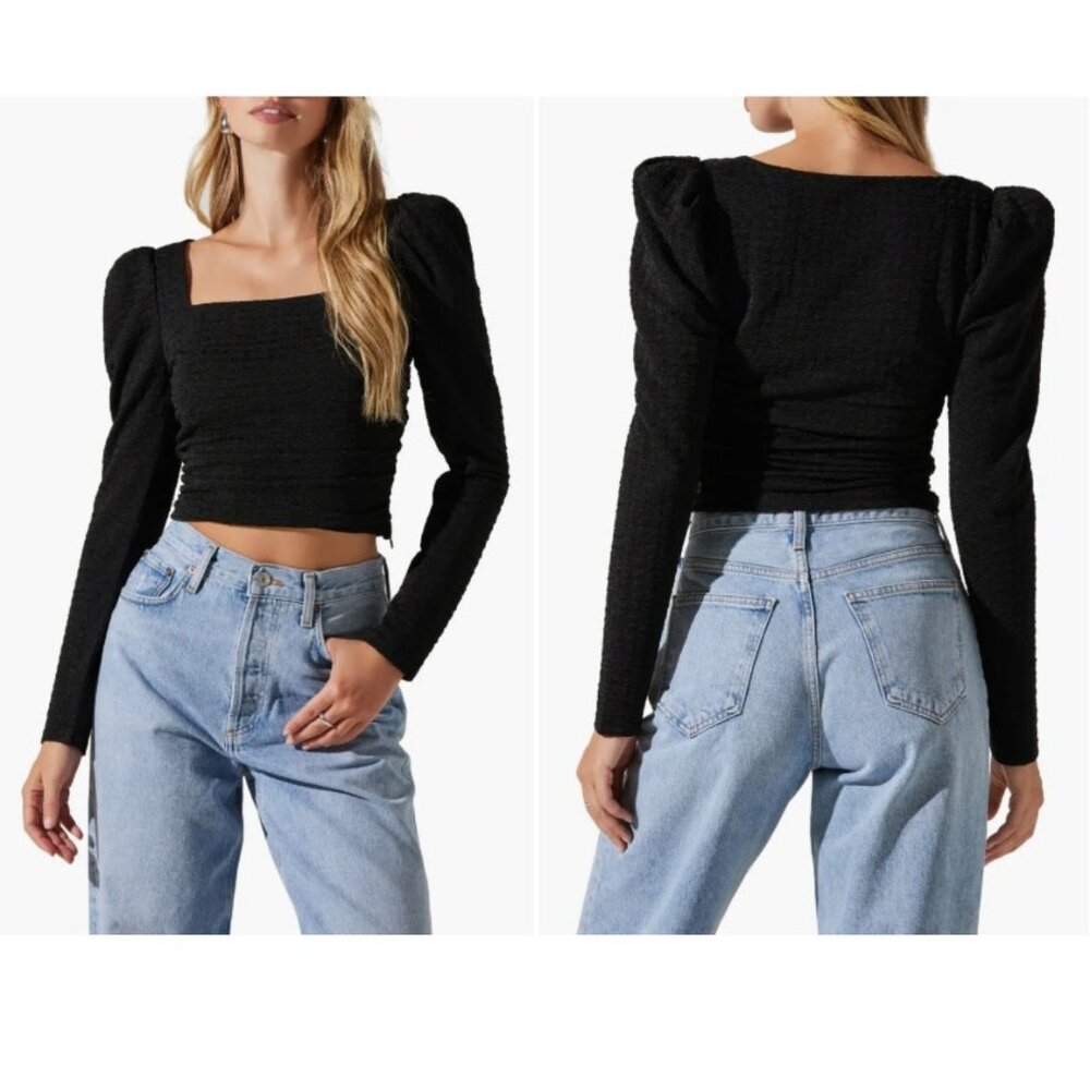 ASTR The Label -Textured Knit Puff Sleeve Top - size M